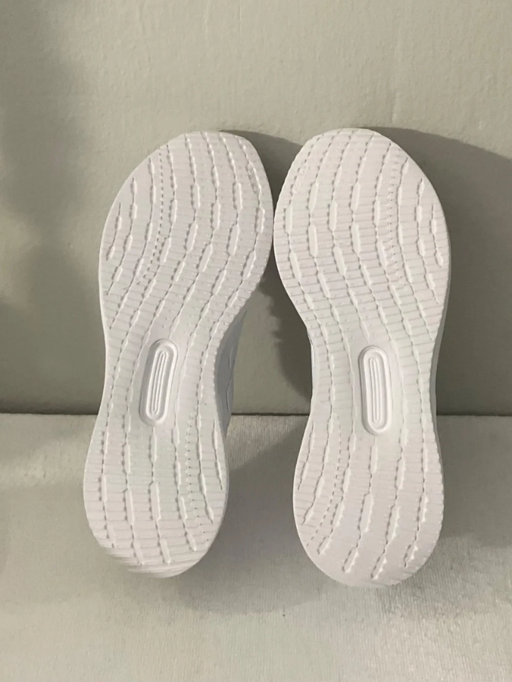 adidas men Runfalcon 5 Running Shoes.